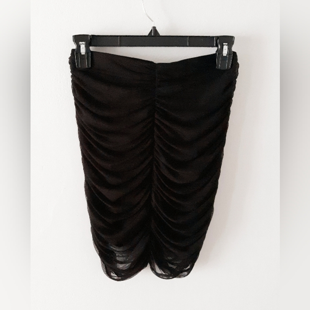 Fashion Nova Black Ruched Mini Skirt NWT